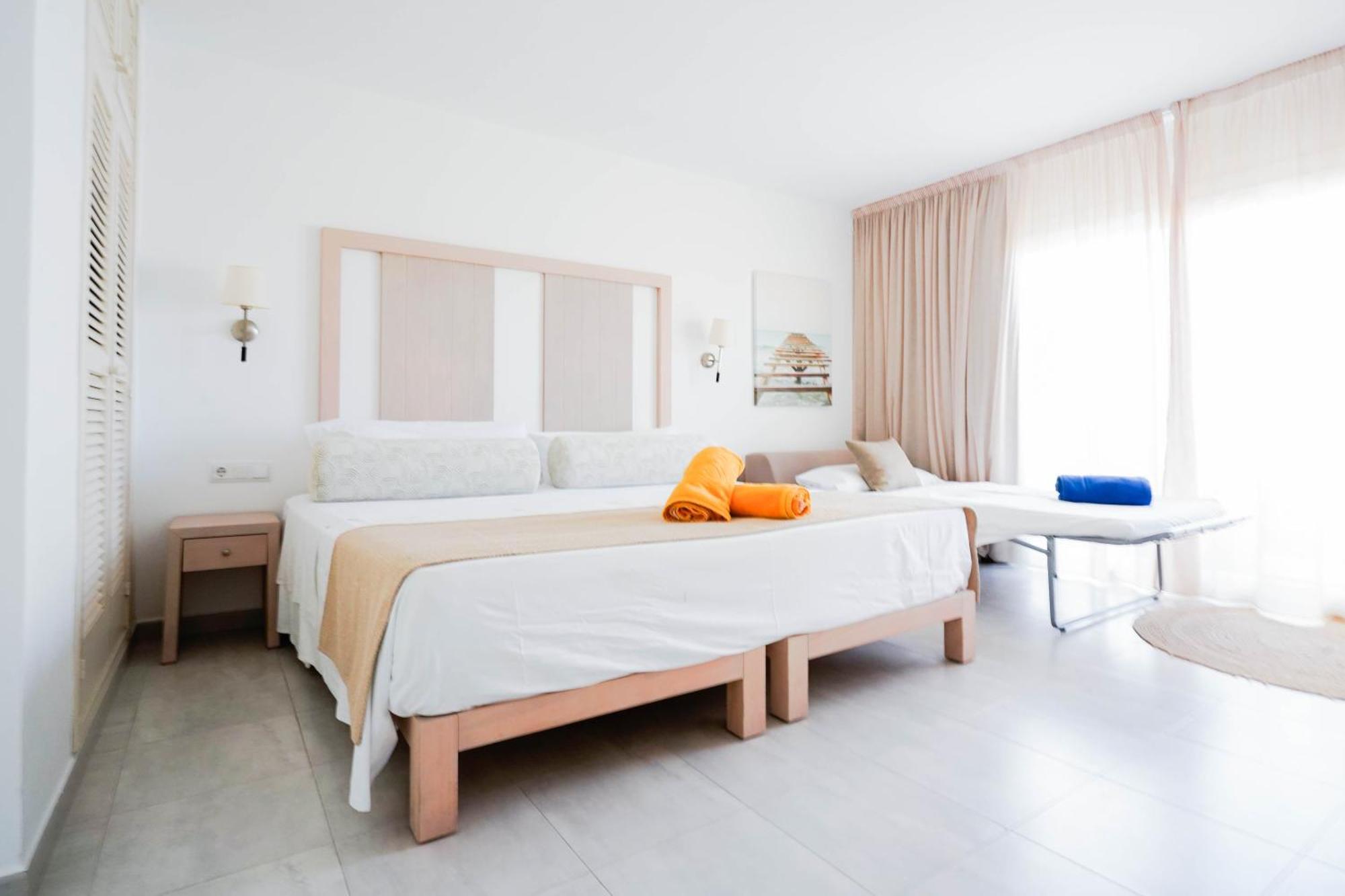 Apartamentos Es Caló Es Calo (Formentera) Exterior foto